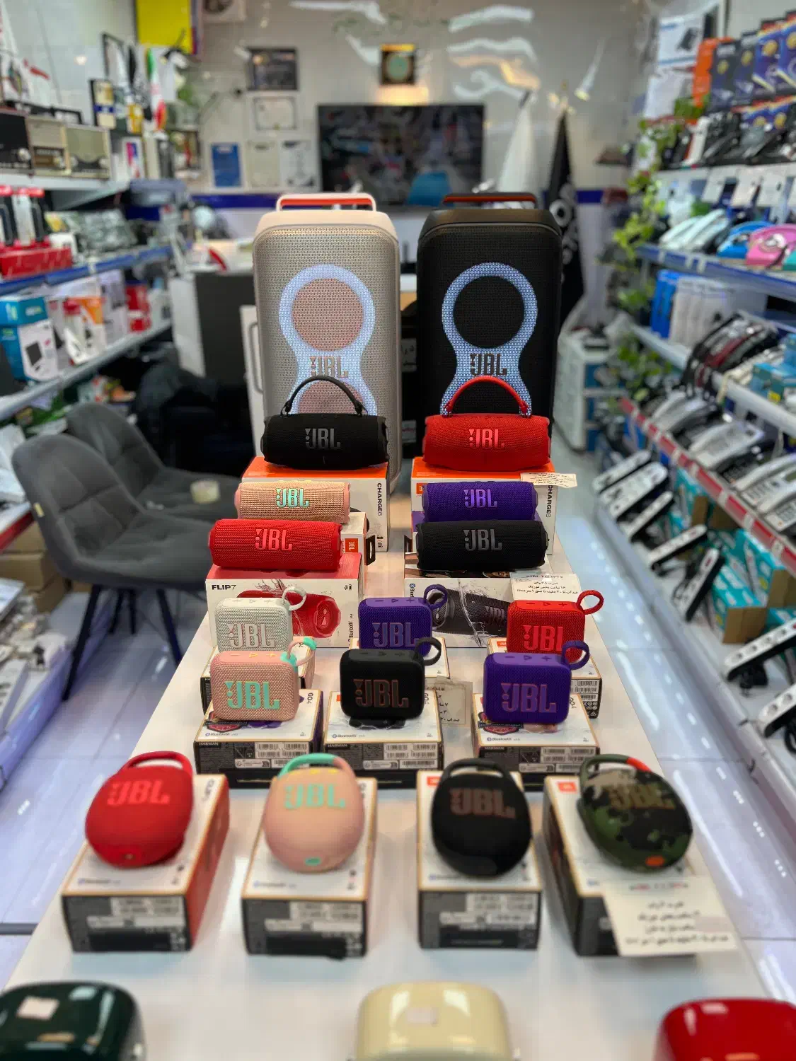 اسپیکر های JBL اصلی|پخشکننده همراه|تهران, پاسداران|دیوار