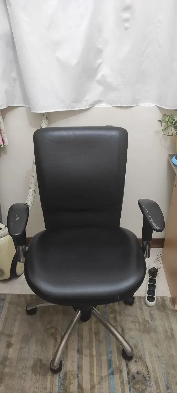 صندلی کارشناسی لیو|صندلی و نیمکت|تهران, ایرانشهر|دیوار