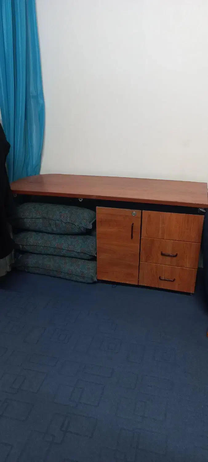 میز اداری|مبلمان اداری|قم, شهید صیاد شیرازی|دیوار