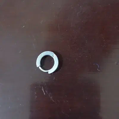 گوشواره تک نقره|کلکسیون اشیاء عتیقه|دزفول, |دیوار