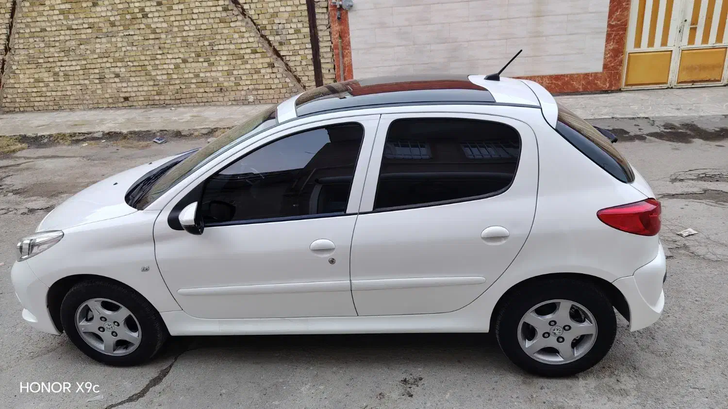 207 مدل 401 سقف شیشه ای کم کار|خودرو سواری و وانت|دورود, |دیوار