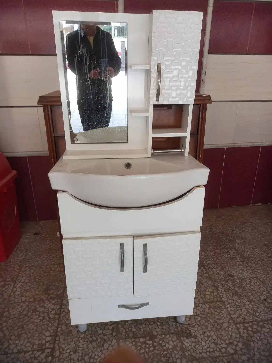 روشویی کمد دار|لوازم سرویس بهداشتی|محمدیه-قزوین, |دیوار