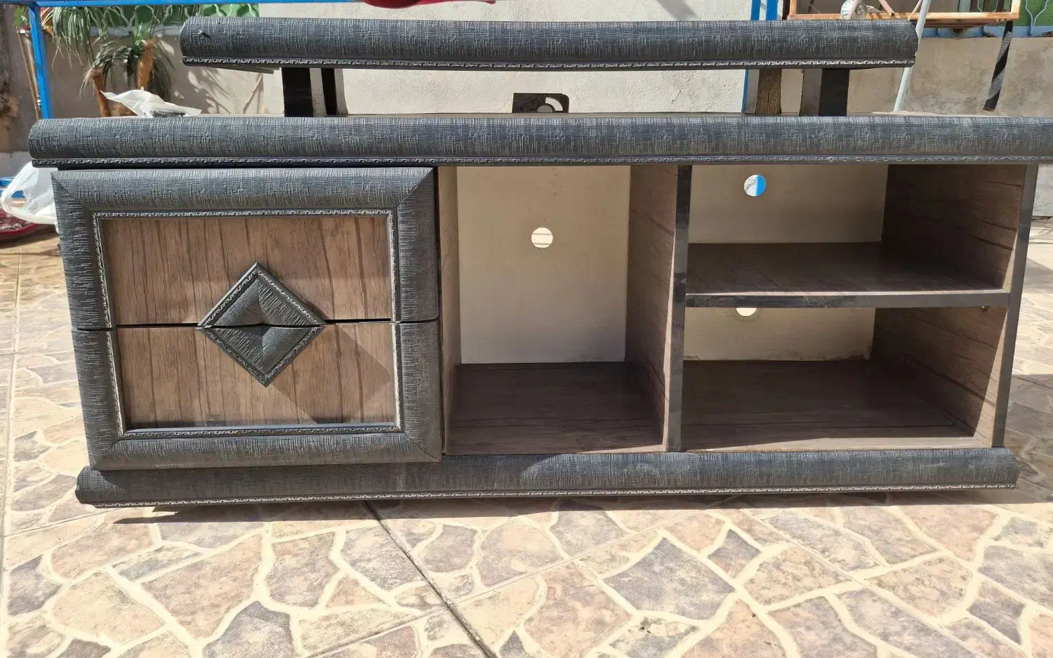 قالی و میز تلویزیون|میز تلویزیون|جیرفت, |دیوار