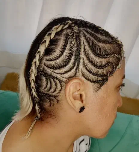 جشنواره بافت و مژه و..‌.|خدمات آرایشگری و زیبایی|رویان, |دیوار