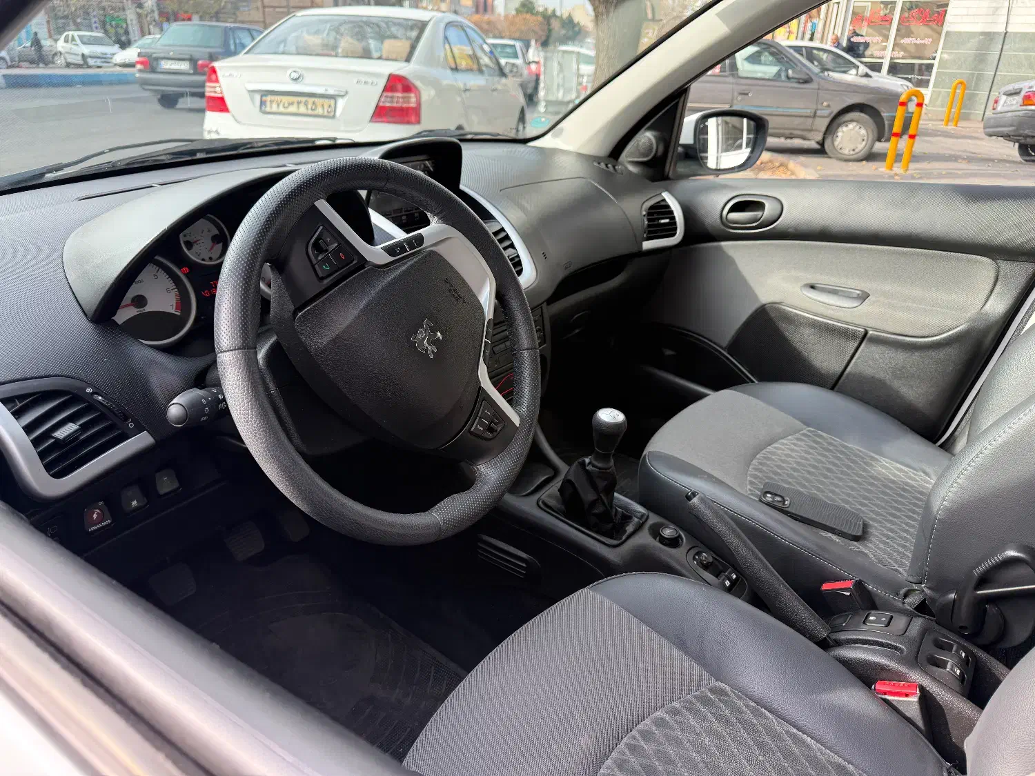 ۲۰۷ سقف پانا دنده مدل ۱۴۰۴. (نقد و اقساط)|خودرو سواری و وانت|تبریز, |دیوار