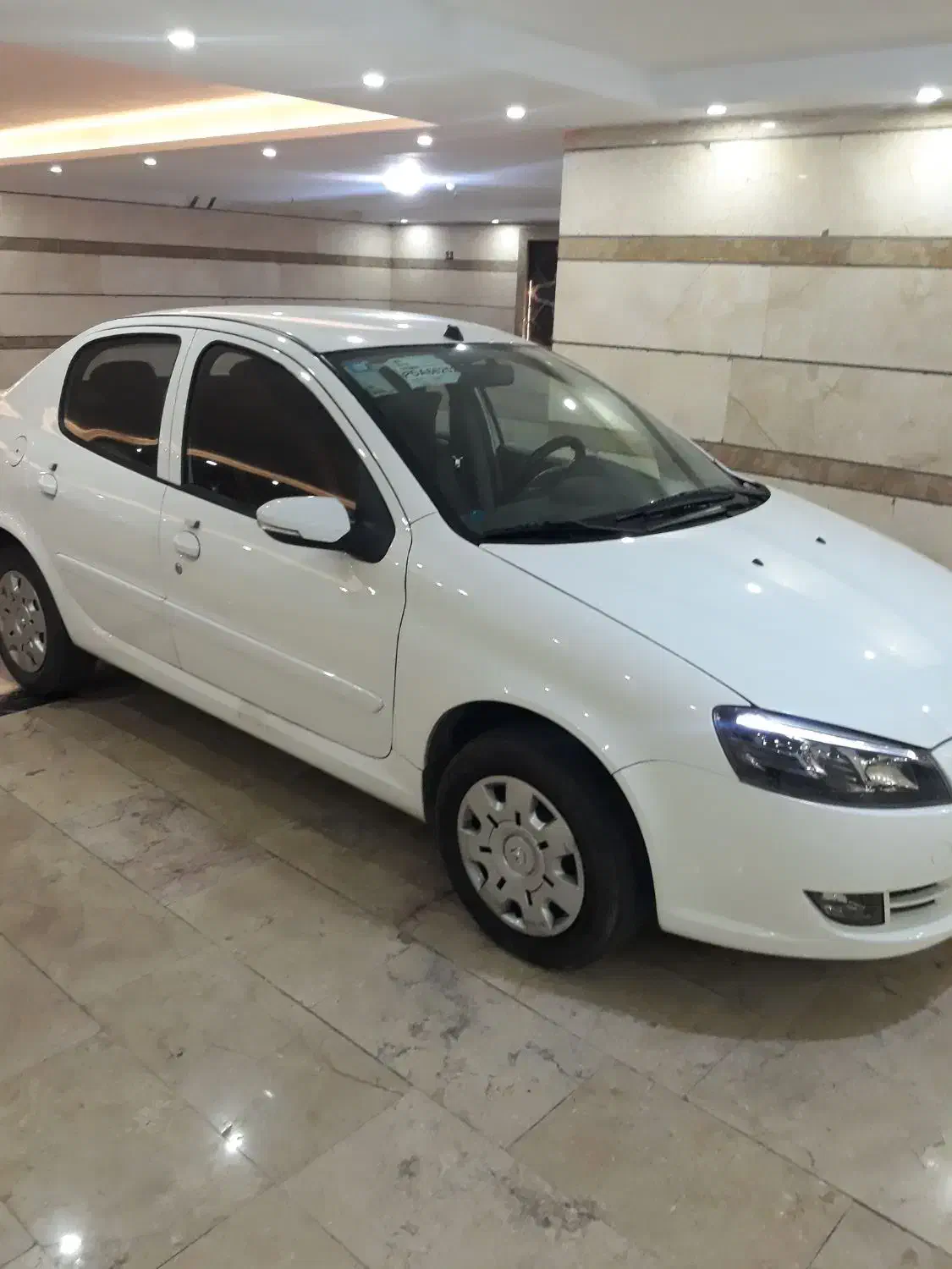 رانا پلاس ۱۴۰۲ فول|خودرو سواری و وانت|پرند, فاز ۰|دیوار