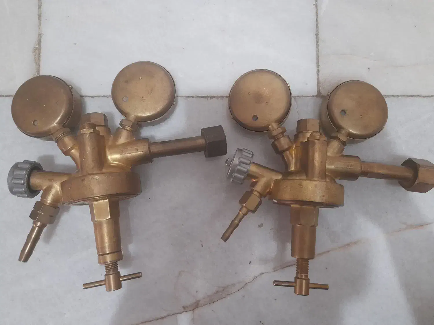 مانومتر|ابزارآلات|یزد, |دیوار