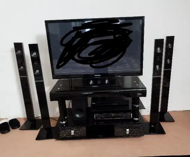 میز تی وی وسینما خانواده مارک سامسونگ اصل|سیستم صوتی خانگی|قم, نیروگاه|دیوار