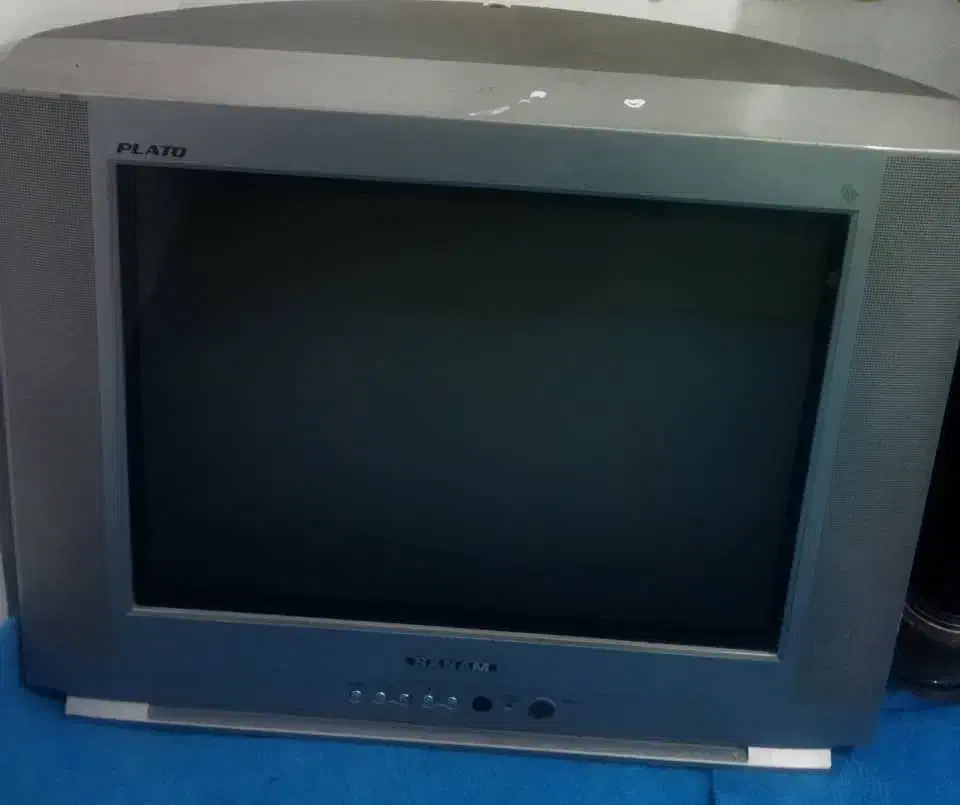 تلوزیون|تلویزیون و پروژکتور|بابا حیدر, |دیوار