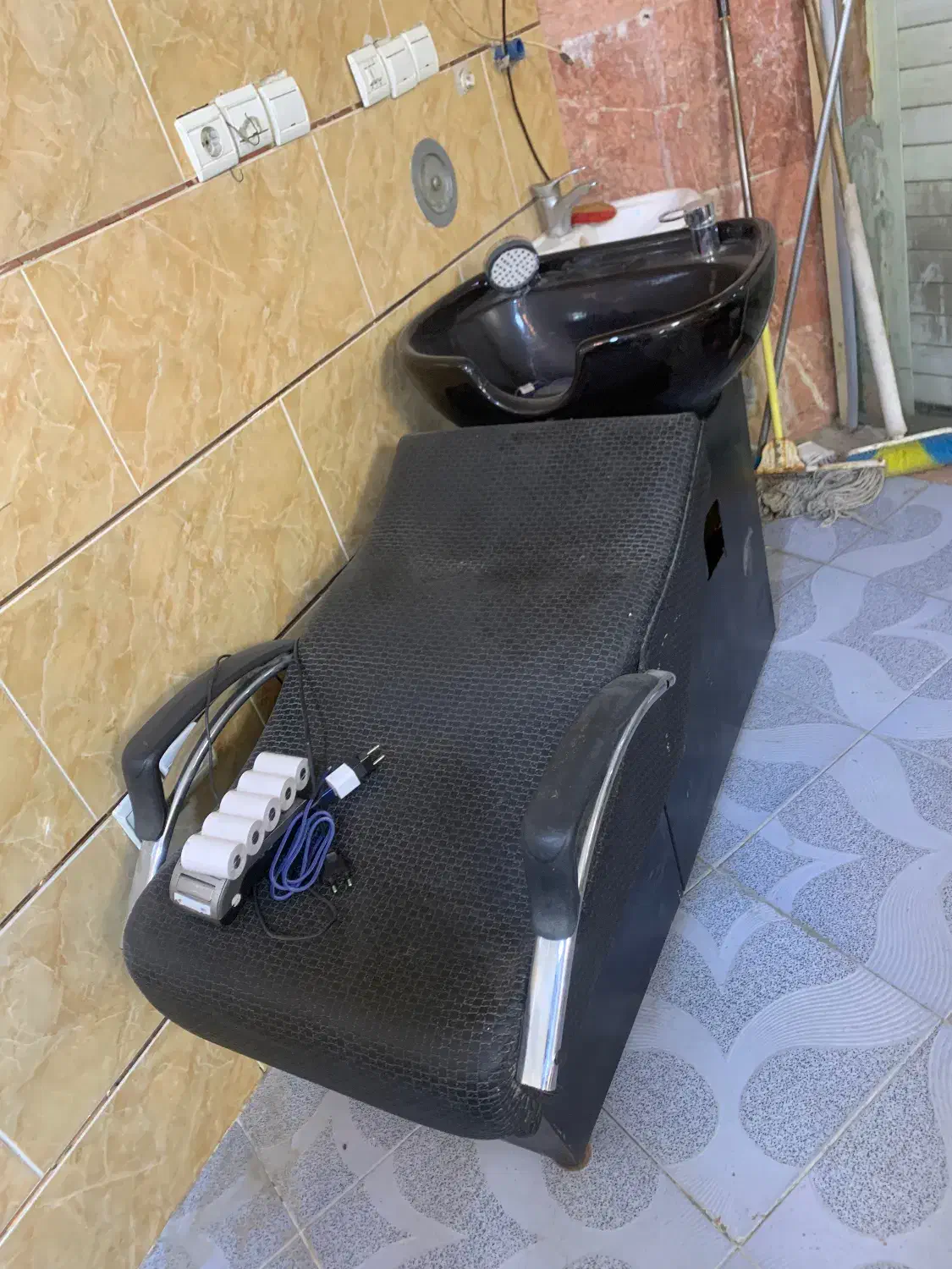 وسایل ارایشگاه|آرایشگاه و سالنهای زیبایی|سمنان, |دیوار