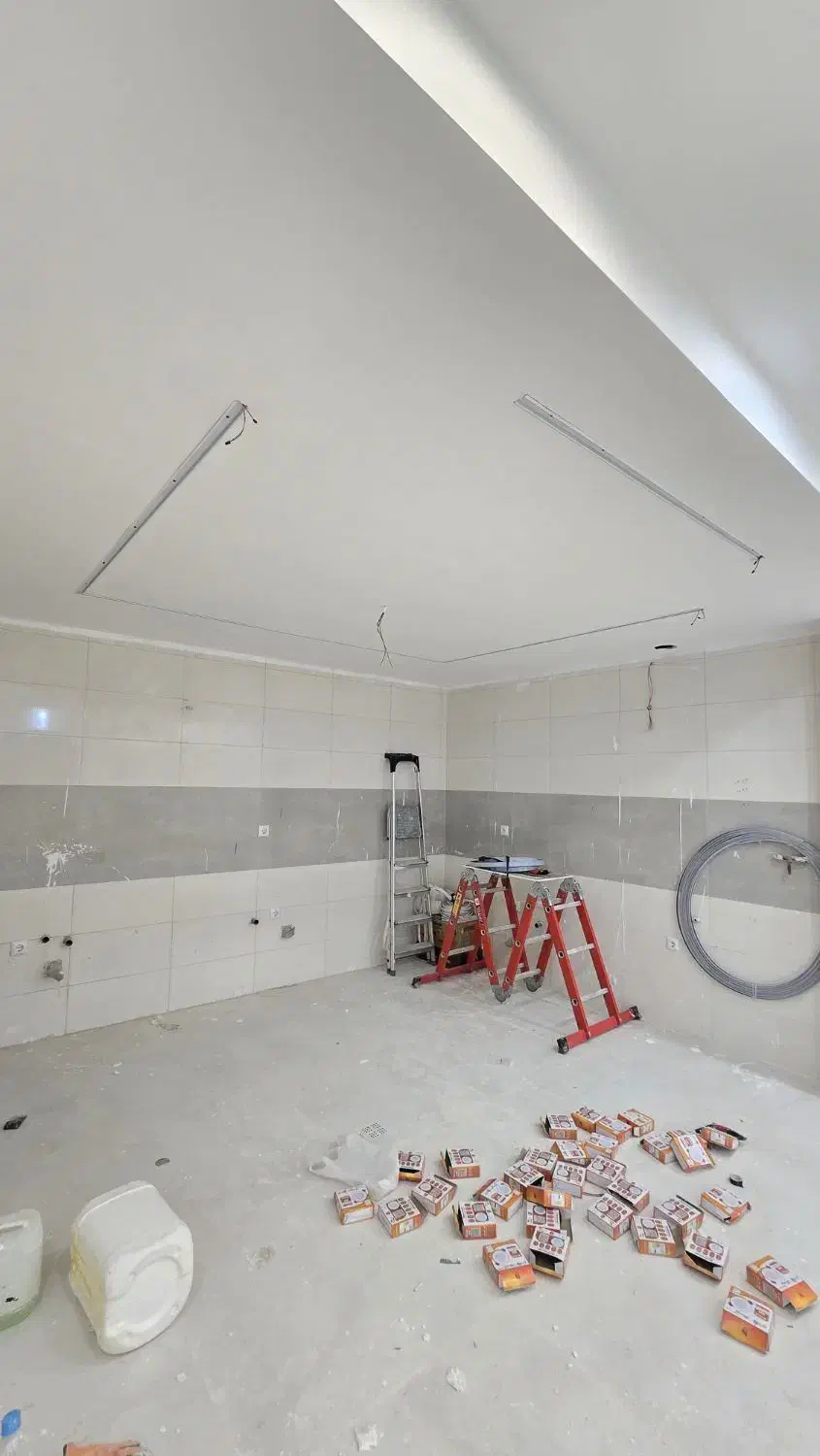 استخدام برقکار نیمه ماهر|استخدام صنعتی، فنی، مهندسی|شاهین‌شهر, عطار|دیوار