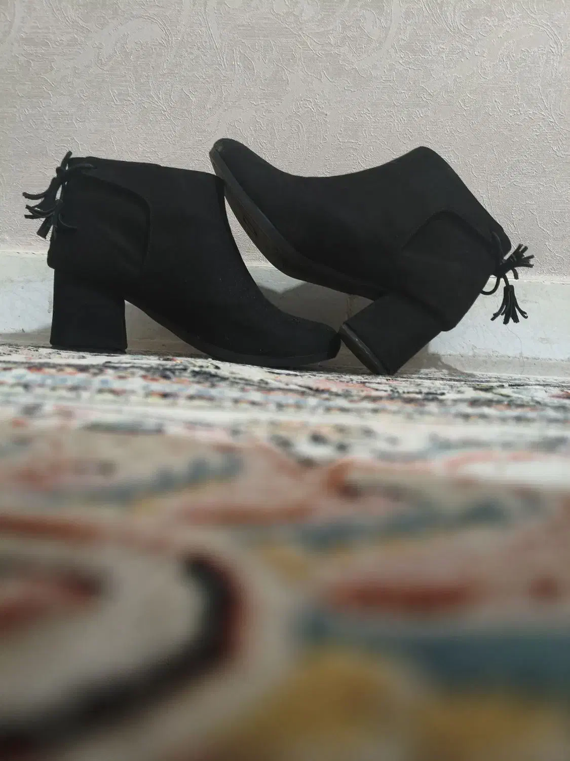 نیم پوت سویت مشکی زنانه  پشت منگوله دار در حد|کیف، کفش، کمربند|قزوین, |دیوار