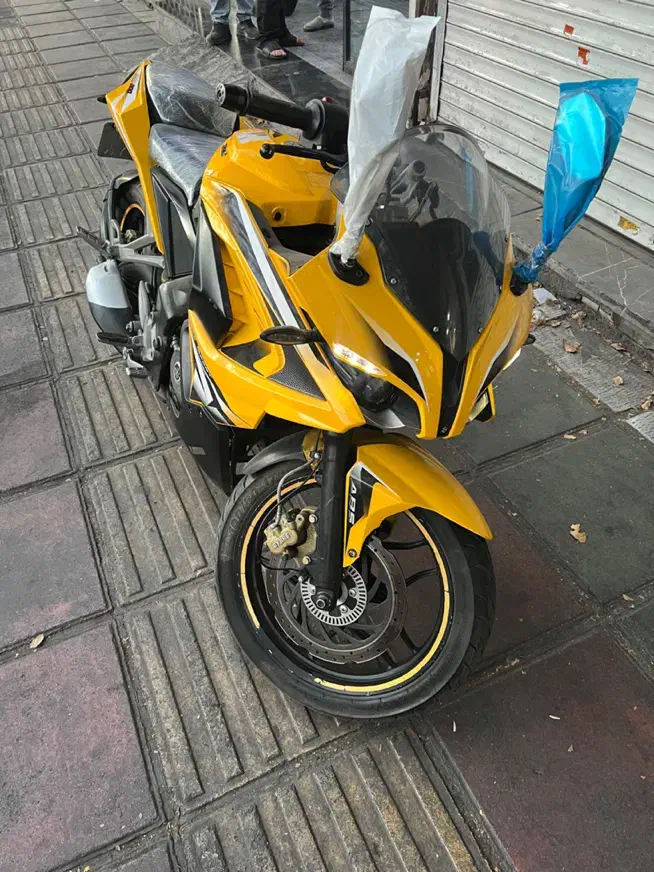 RS200 ns r15 cf|موتورسیکلت|تهران, هلال احمر|دیوار