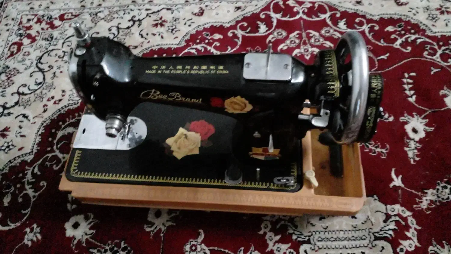 چرخ خیاطی|چرخ خیاطی و ریسندگی|رشت, خمیران زاهدان|دیوار