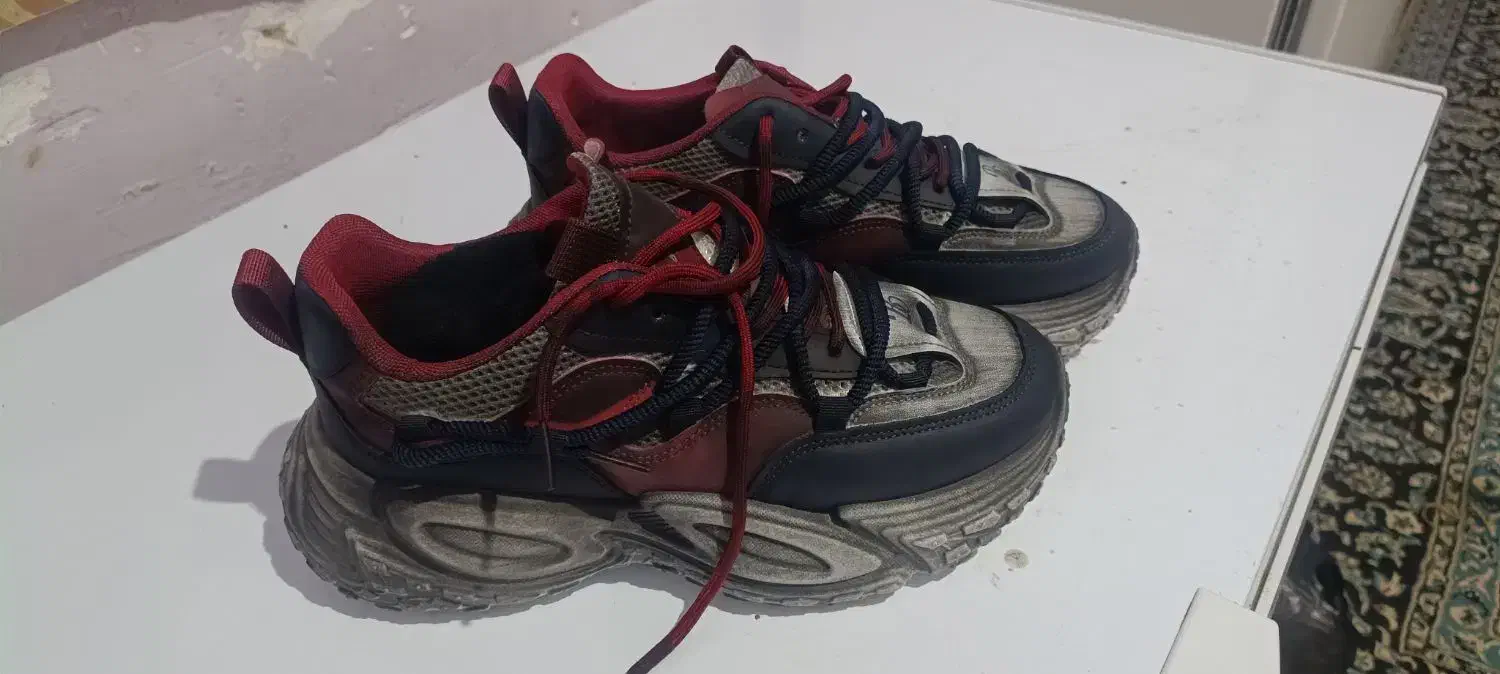 ابادان|کیف، کفش، کمربند|آبادان, |دیوار