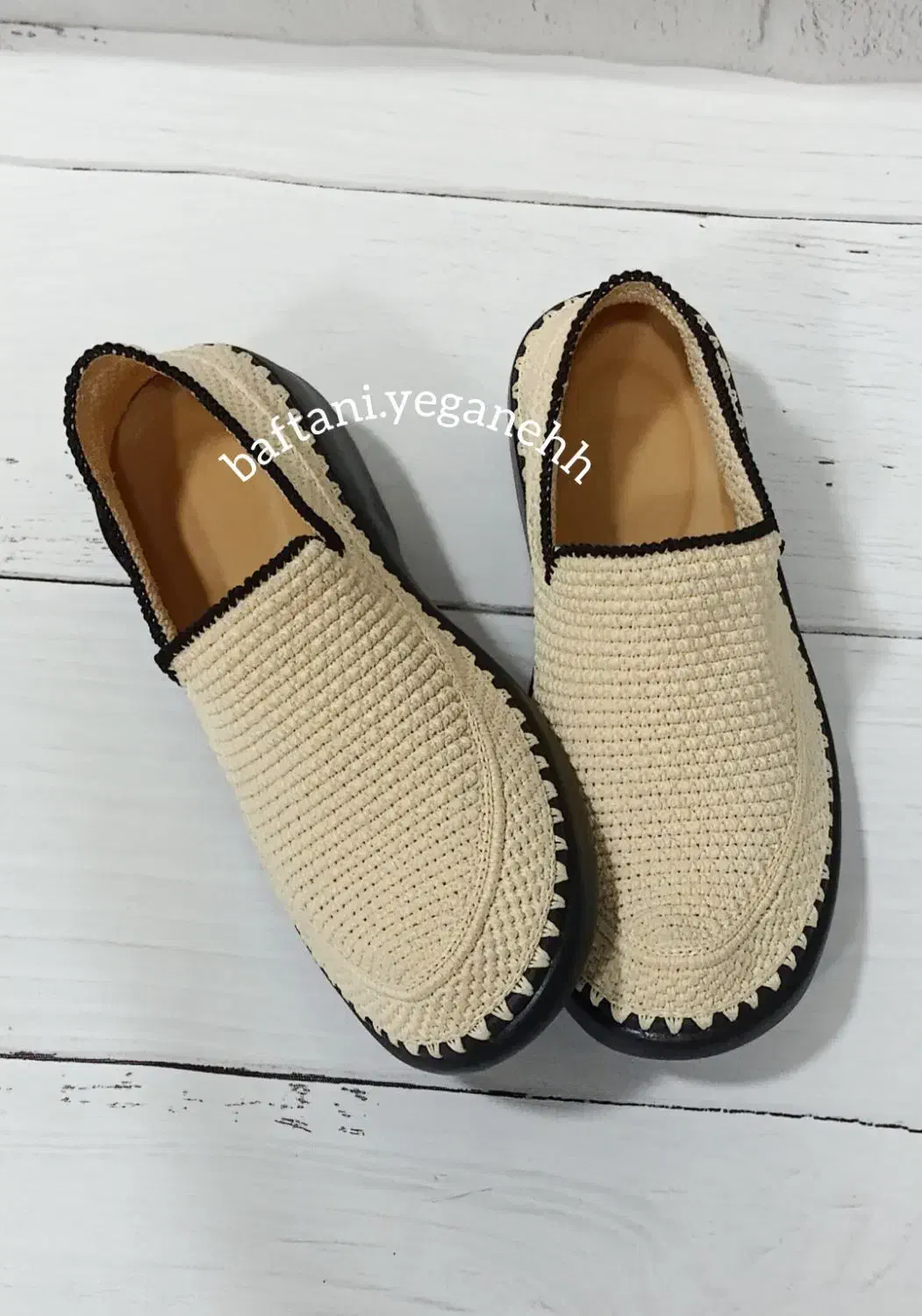 کیف وکفش دستبافت|کیف، کفش، کمربند|صومعهسرا, |دیوار