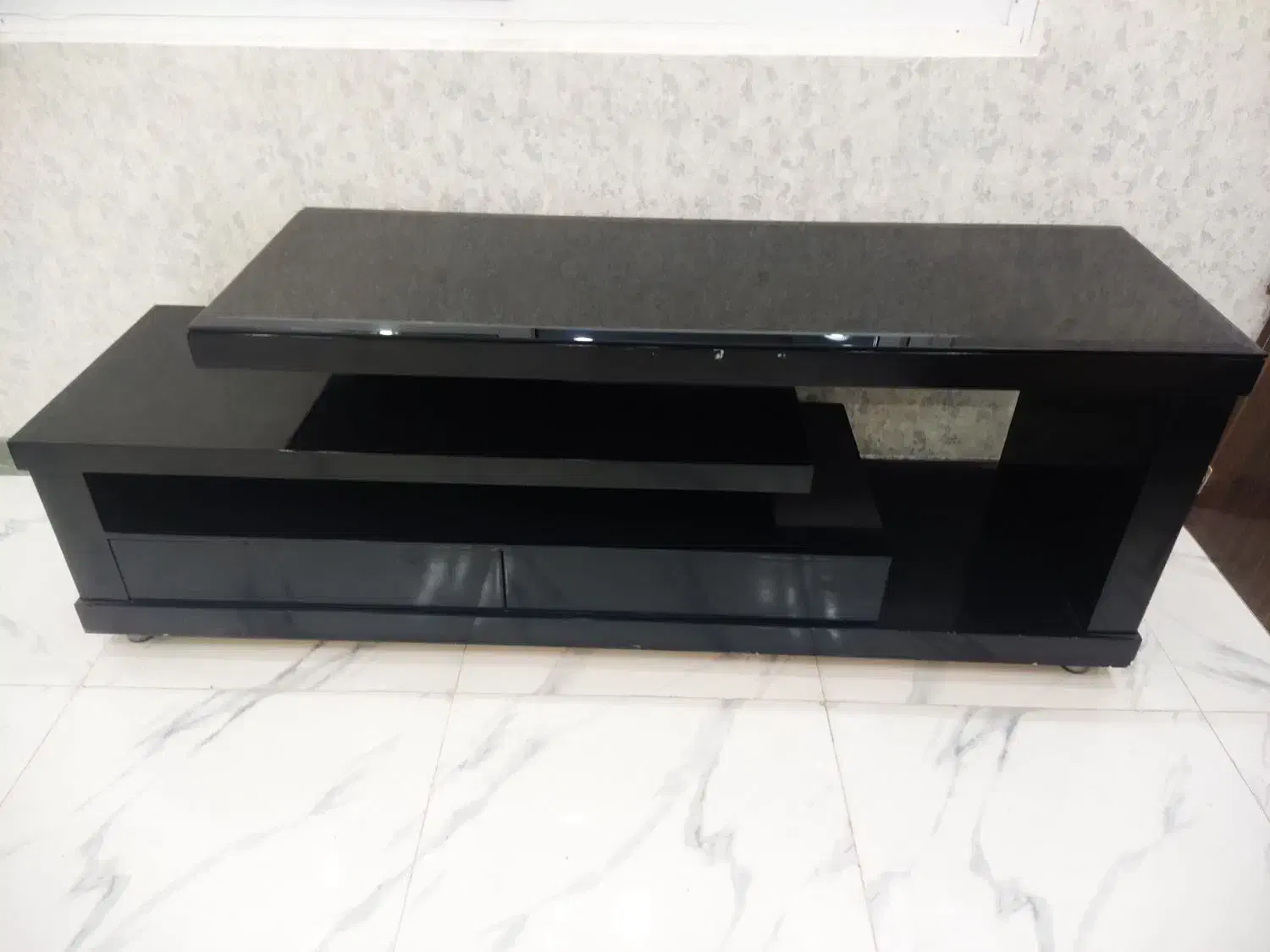 میز تلویزیونی چوبی|میز تلویزیون|فولادشهر, B6|دیوار