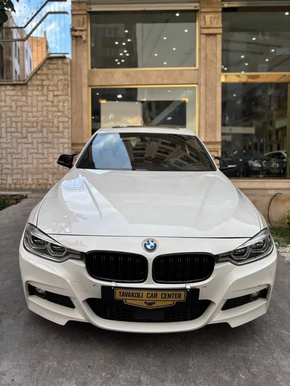 بی ام و سری ۳ سدان 330i مدل ۲۰۱۸|خودرو سواری و وانت|تهران, شهرک غرب|دیوار