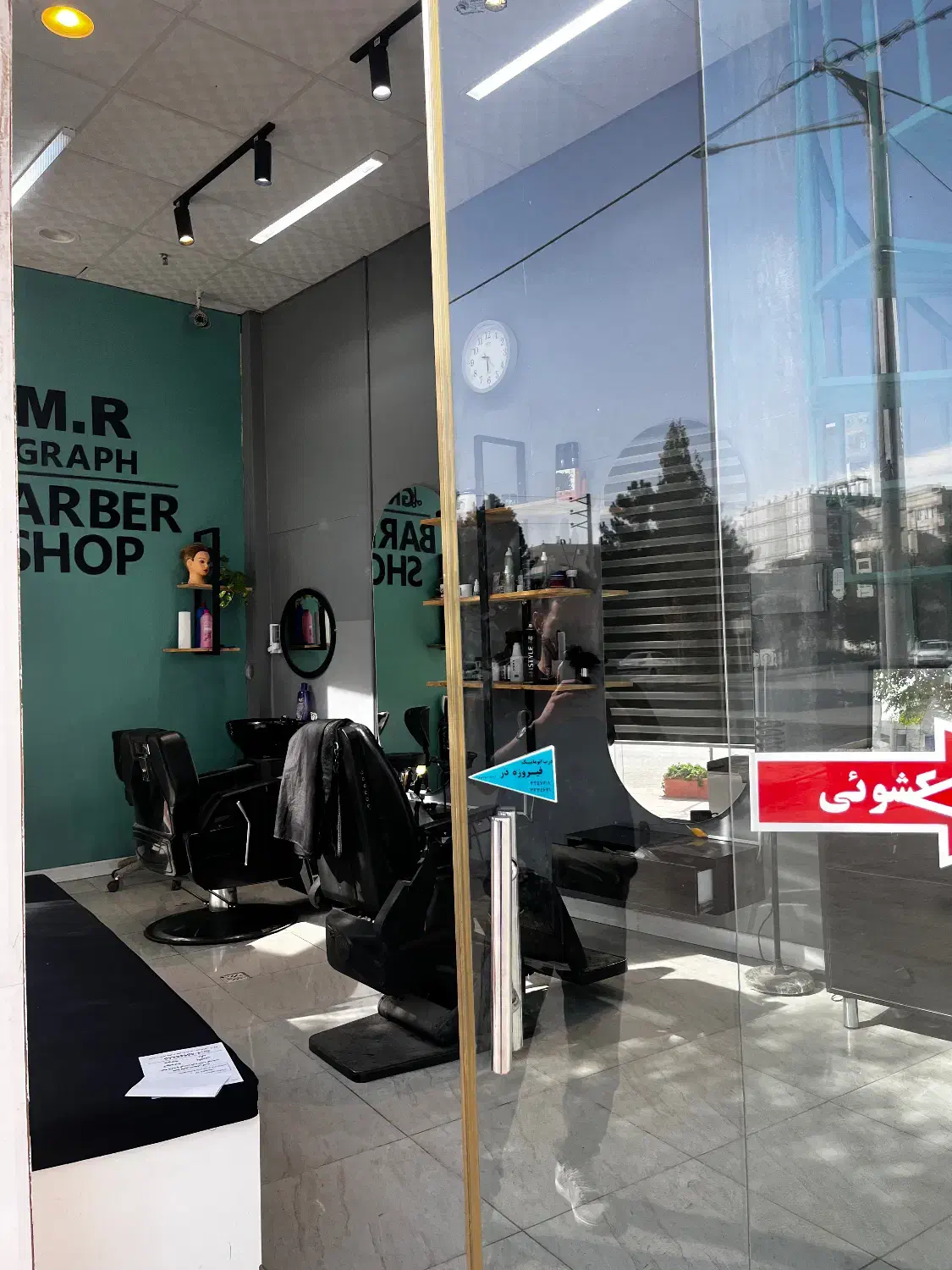 اجاره صندلی برای ارایشگر ماهر مردانه|خدمات آرایشگری و زیبایی|نیشابور, دارایی|دیوار