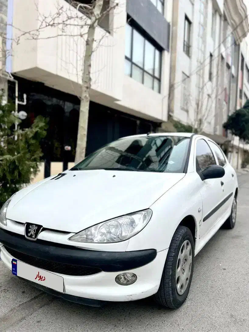 پژو ۲۰۶ تیپ۲ مدل۹۸|خودرو سواری و وانت|مشهد, دانشجو|دیوار