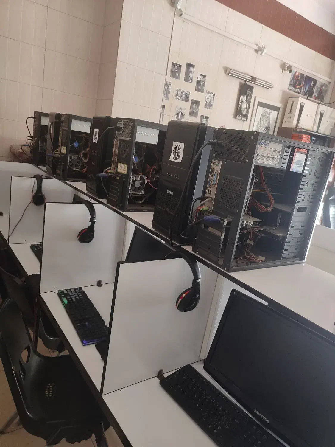 ۸ عدد سیستم با میز و صندلی برای گیم نت|رایانه رومیزی|قرچک, مهدیه|دیوار