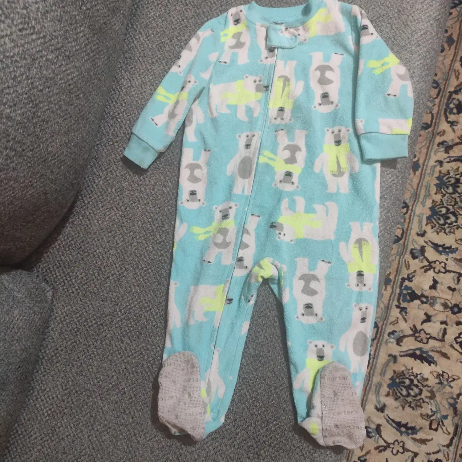 سرهمی فوتر کارترز|کفش و لباس بچه|تهران, خواجه نظام الملک|دیوار