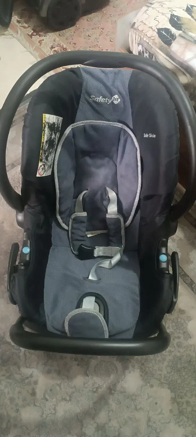 کریر دوتکه که صندلی ماشین هم هست|اسباب و اثاث بچه|تهران, جوادیه تهرانپارس|دیوار