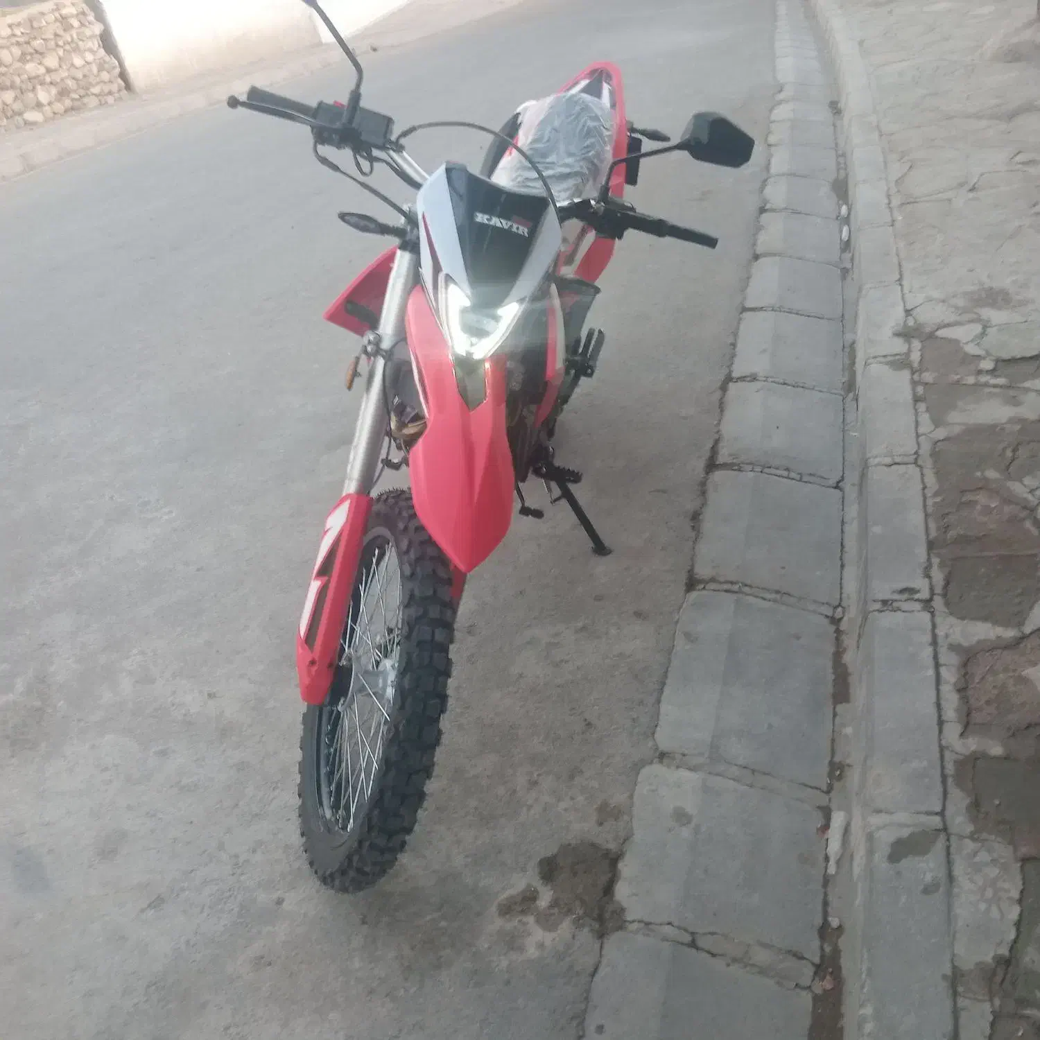 فروش تریل t4 ق۱۶۵میلیون نقد اقساط صفر|موتورسیکلت|زنجان, |دیوار