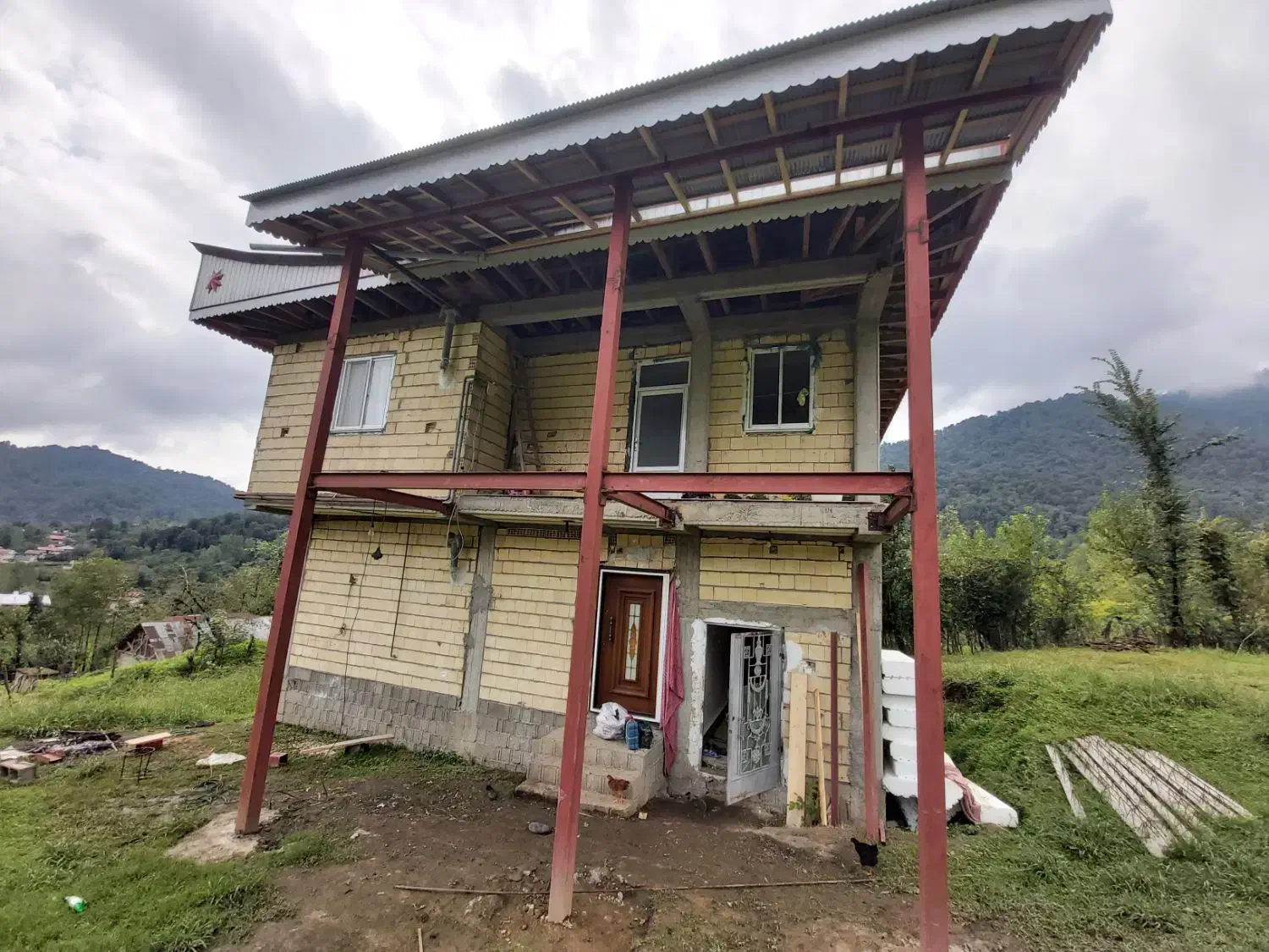 جوشکاری ساختمان وحلب کوبی شیروانی|خدمات پیشه و مهارت|فومن, |دیوار