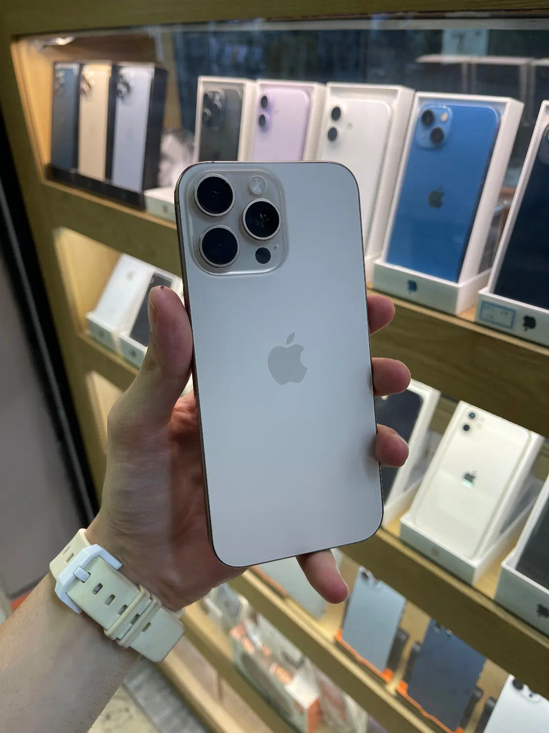 iphone 16pro max|موبایل|کرج, اصفهانی‌ها|دیوار