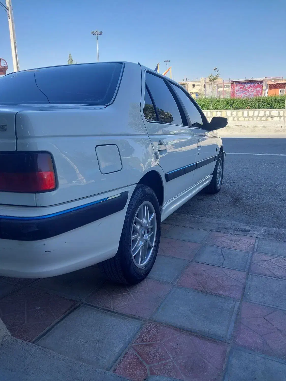 پارس سال مدل۹۹ دریچه سیمی|خودرو سواری و وانت|الیگودرز, |دیوار