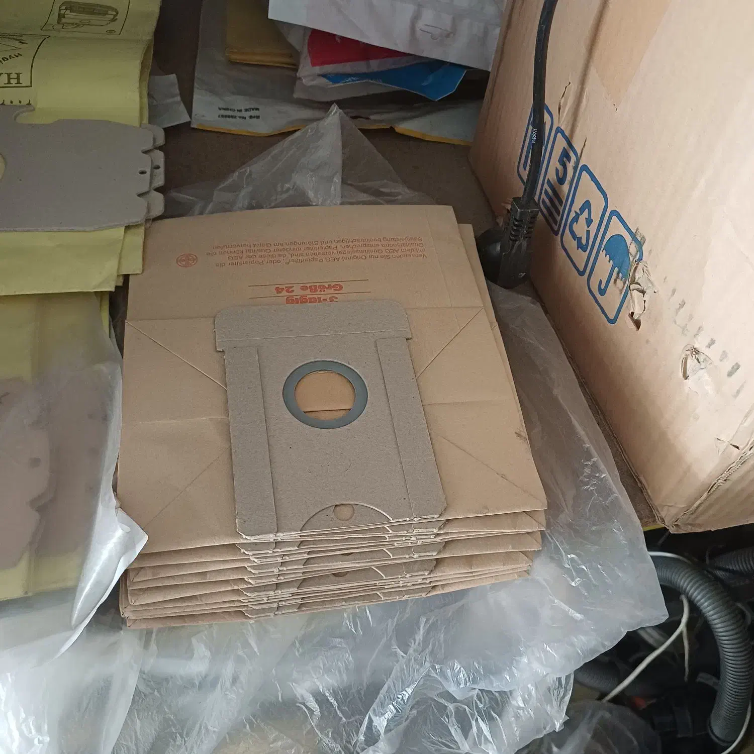 کیسه ولوازم جاروبرقی|جاروبرقی، جارو شارژی، بخارشو|سبزوار, امیر کبیر|دیوار