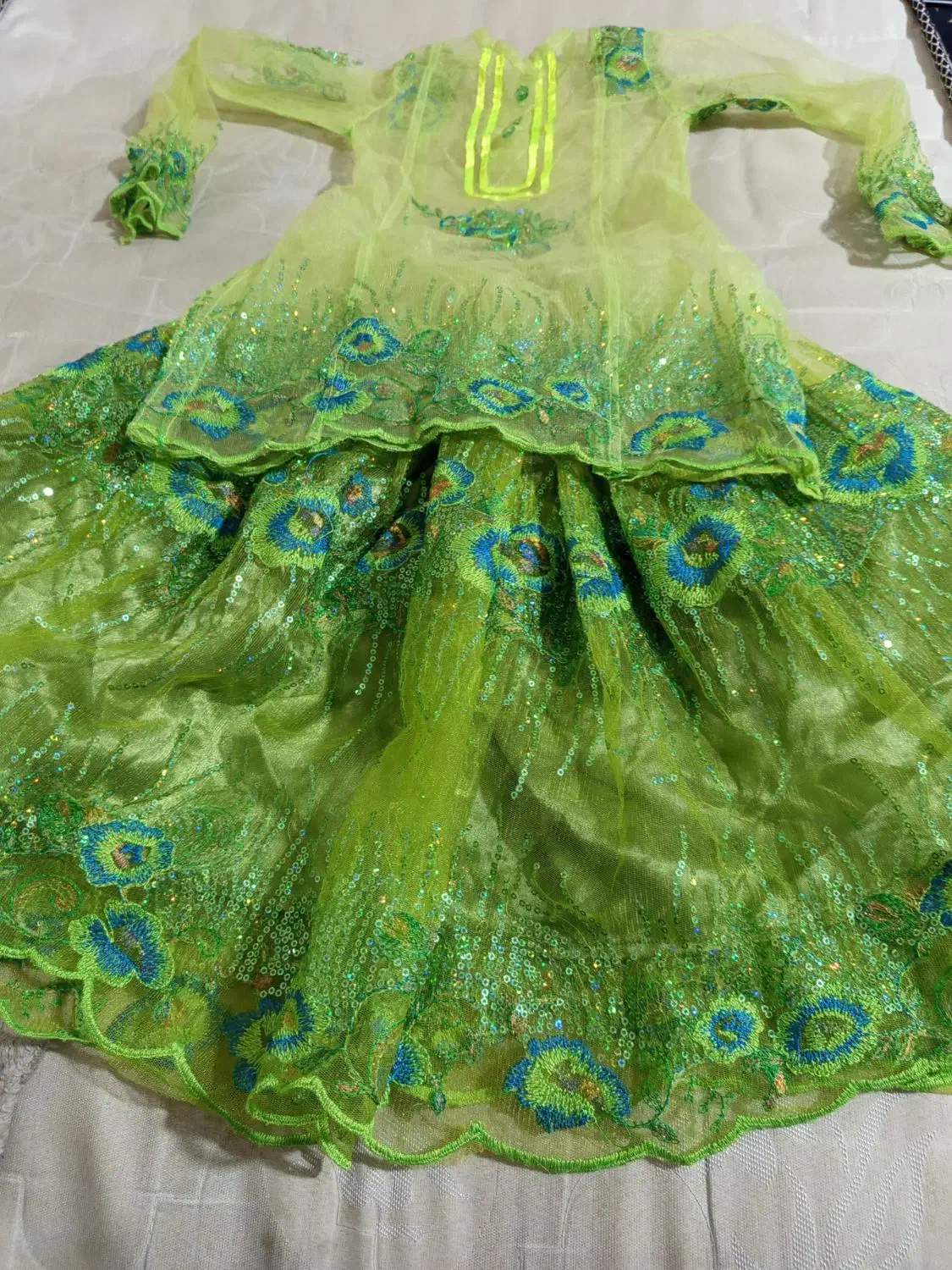 لباس محلی دخترانه بسیا رزیبا|لباس|شاهین‌شهر, شهرک پردیس|دیوار