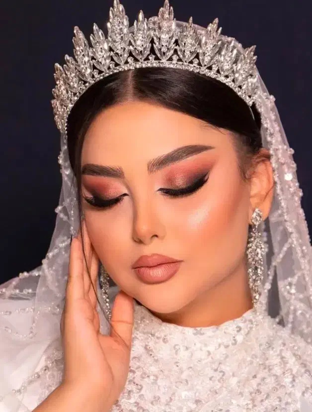 آموزش‌میکاپ‌شینیون‌‌کاشت‌ناخن‌کاشت‌مژه‌‌کراتینه‌مو|خدمات آموزشی|اردبیل, |دیوار