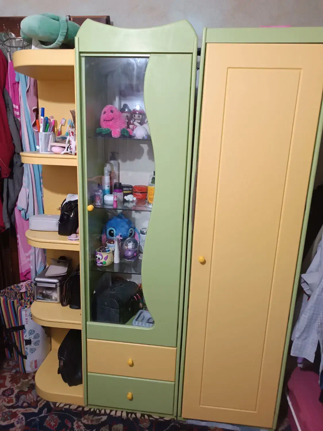 فروش بوفه کودک و نوجوان بعلاوه میز تحریر|اسباب و اثاث بچه|بابل, |دیوار