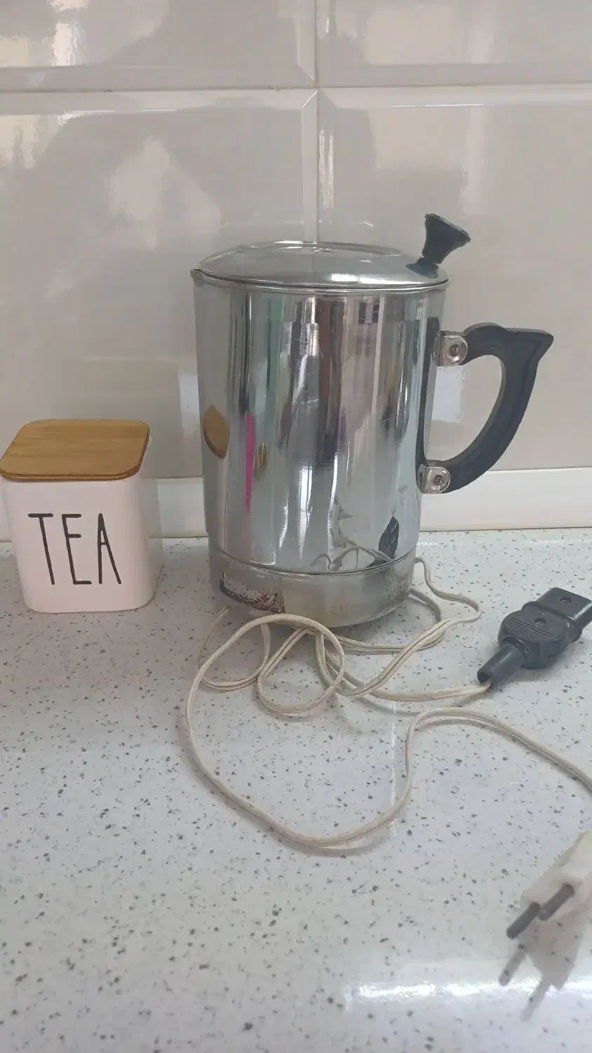 کتری برقی پارچ برقی قدیمی|سماور، چایساز، قهوهساز|لنجان, |دیوار