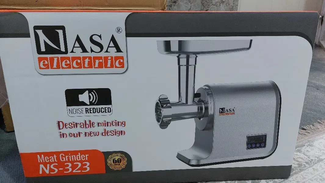 چرخ گوشت ناسا ۳۲۳ نوآکبند مناسب جهیزیه|خردکن، آسیاب، غذاساز|قم, شهرک توانیر|دیوار