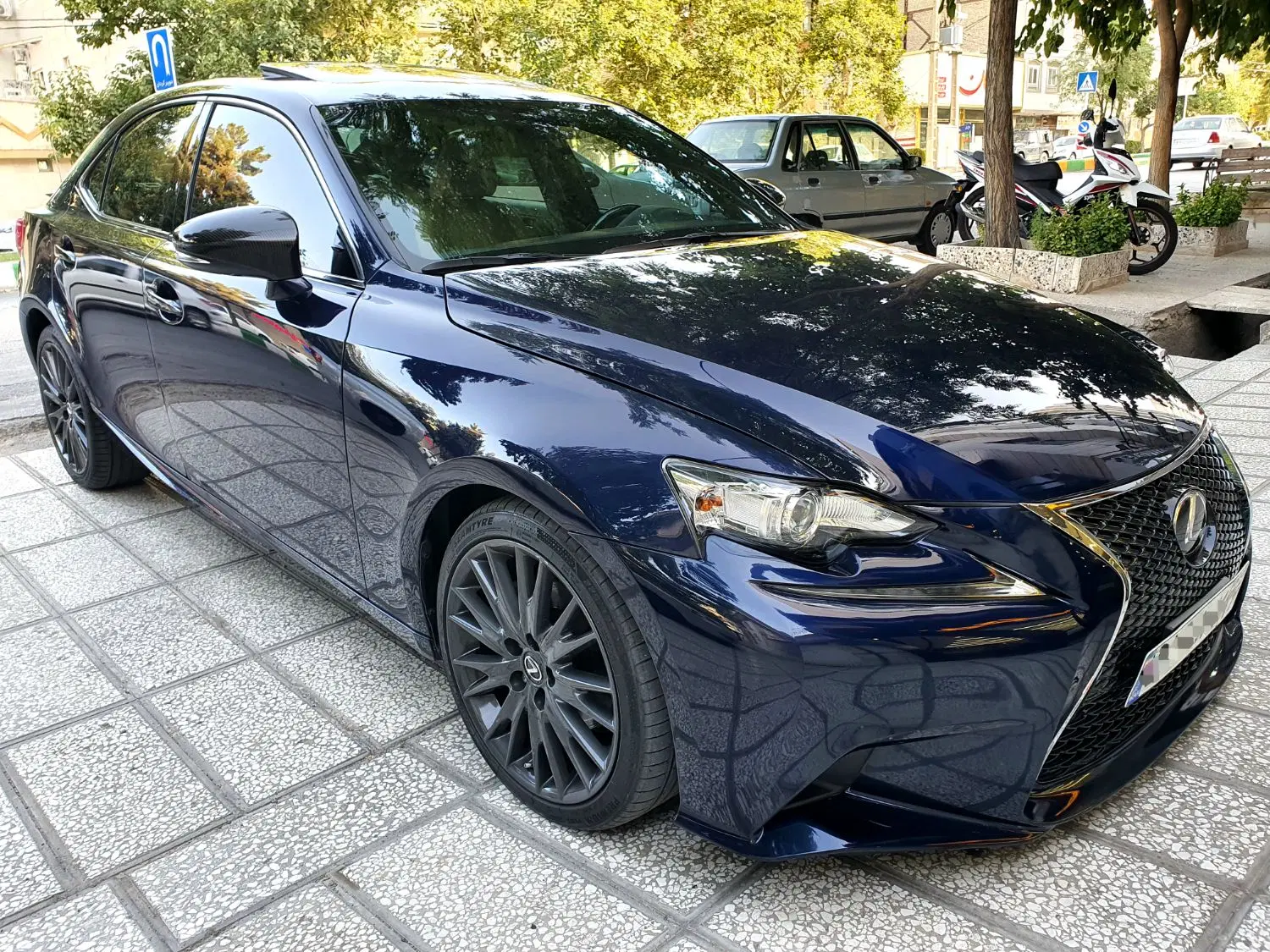 LEXUS IS 250 LUXURY|خودرو سواری و وانت|مشهد, سناباد|دیوار