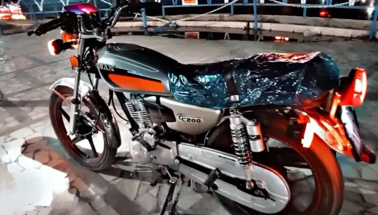 موتور۲۰۰احسان مدل۱۴۰۳|موتورسیکلت|کرمان, |دیوار