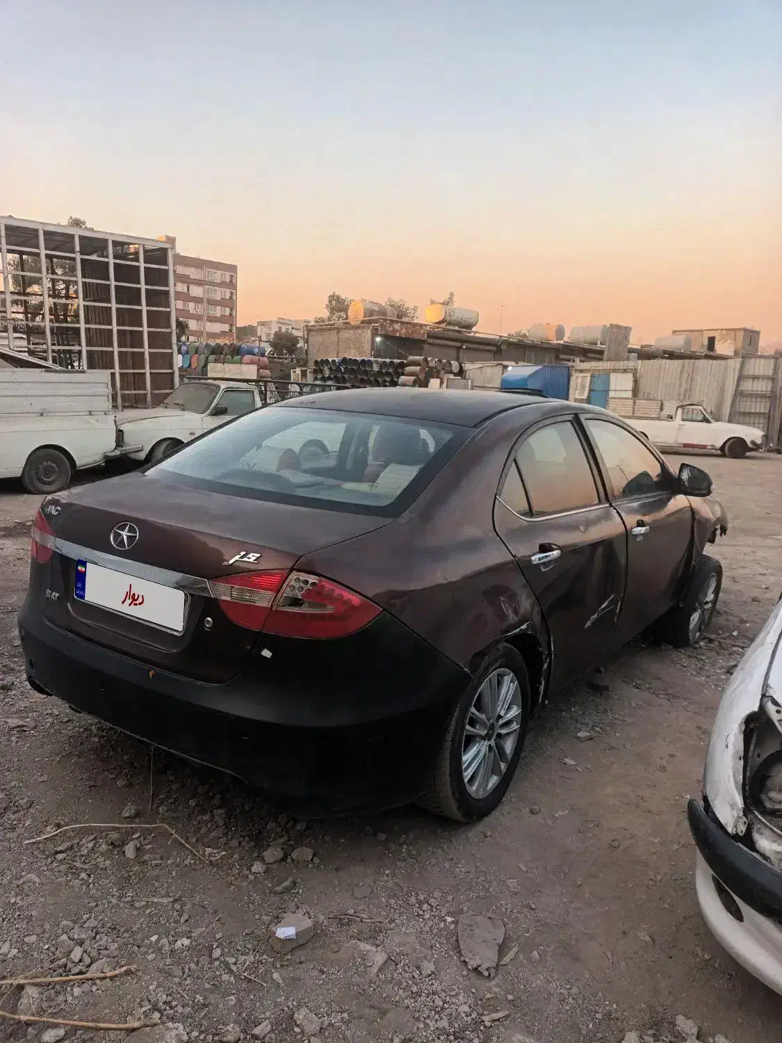 جکJ5اتومات ۱۸۰۰سی سی مدل۹۴ تصادفی|خودرو سواری و وانت|تهران, شهرک رضویه|دیوار