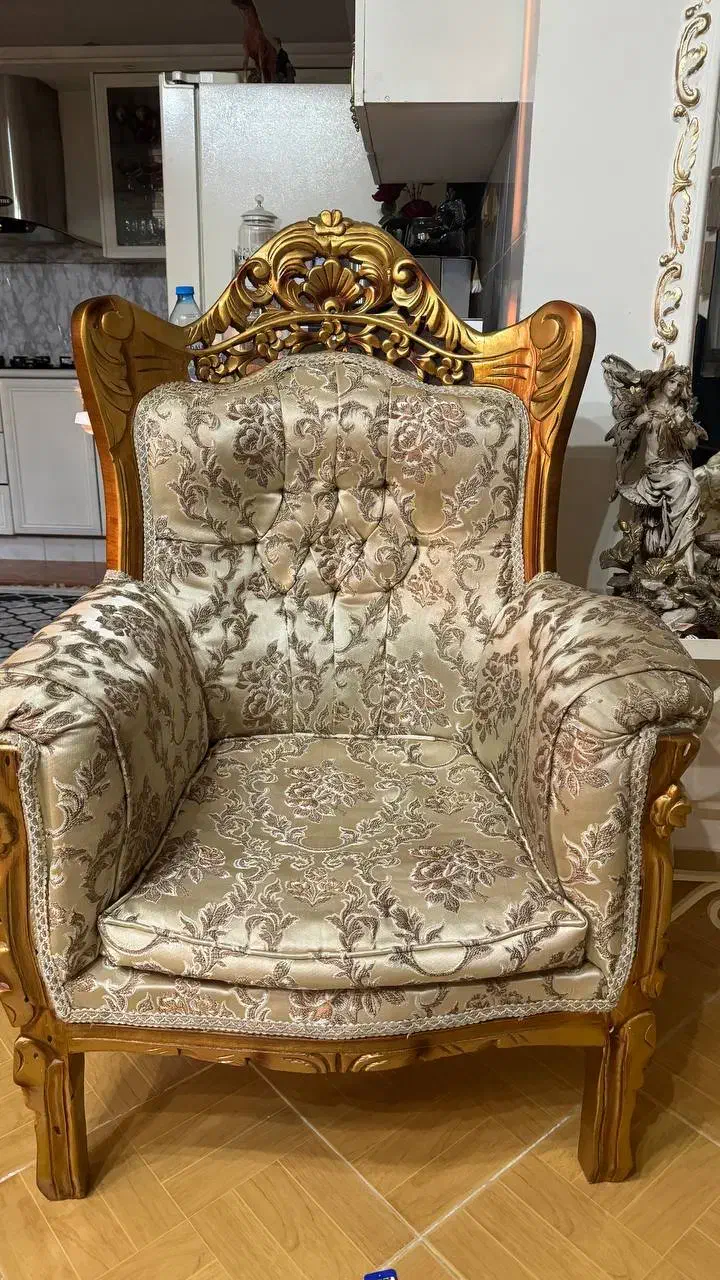 مبل سلطنتی ۸ نفره|مبلمان خانگی و میز عسلی|خمام, |دیوار