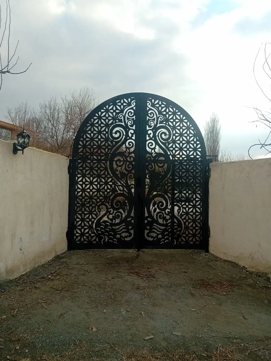 جوشکاری|خدمات پیشه و مهارت|سنندج, |دیوار