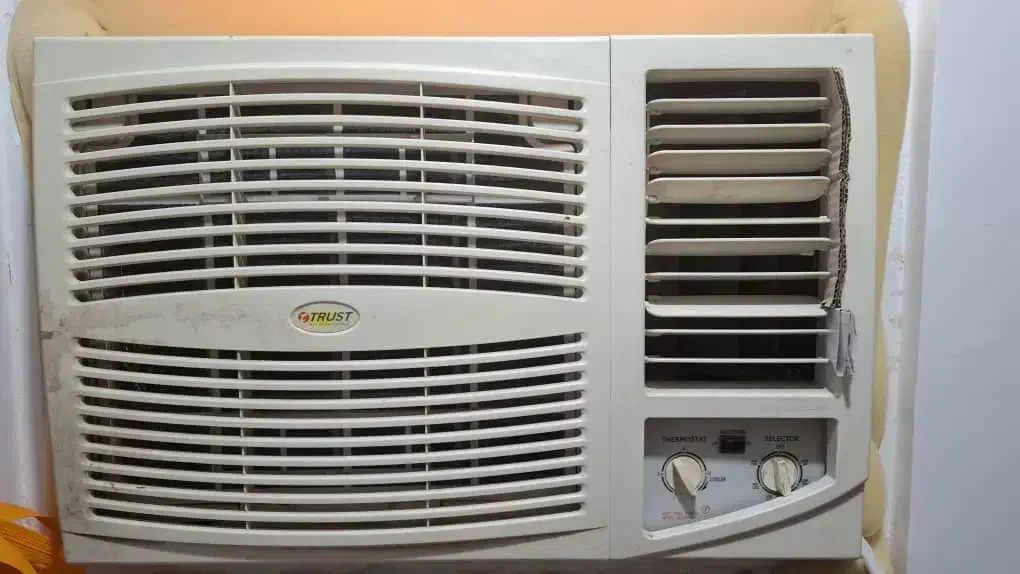 کولر پنجره ای|کولر گازی و فن‌کوئل|برازجان, |دیوار