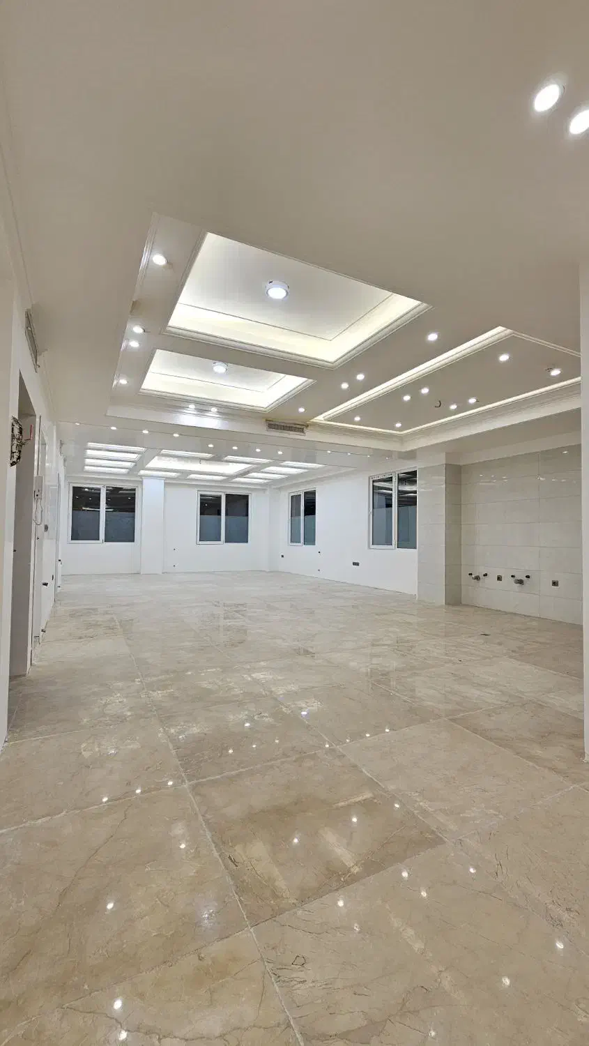 تکواحدی ۲۰۰متر دونبش. ۴خواب * کلید نخورده* سالاریه|فروش آپارتمان|قم, سالاریه|دیوار