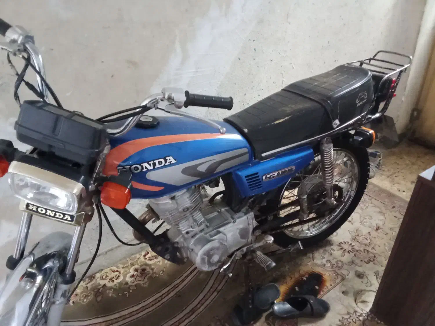 لیفان مدل 86|موتورسیکلت|شیراز, شیشه‌گری|دیوار