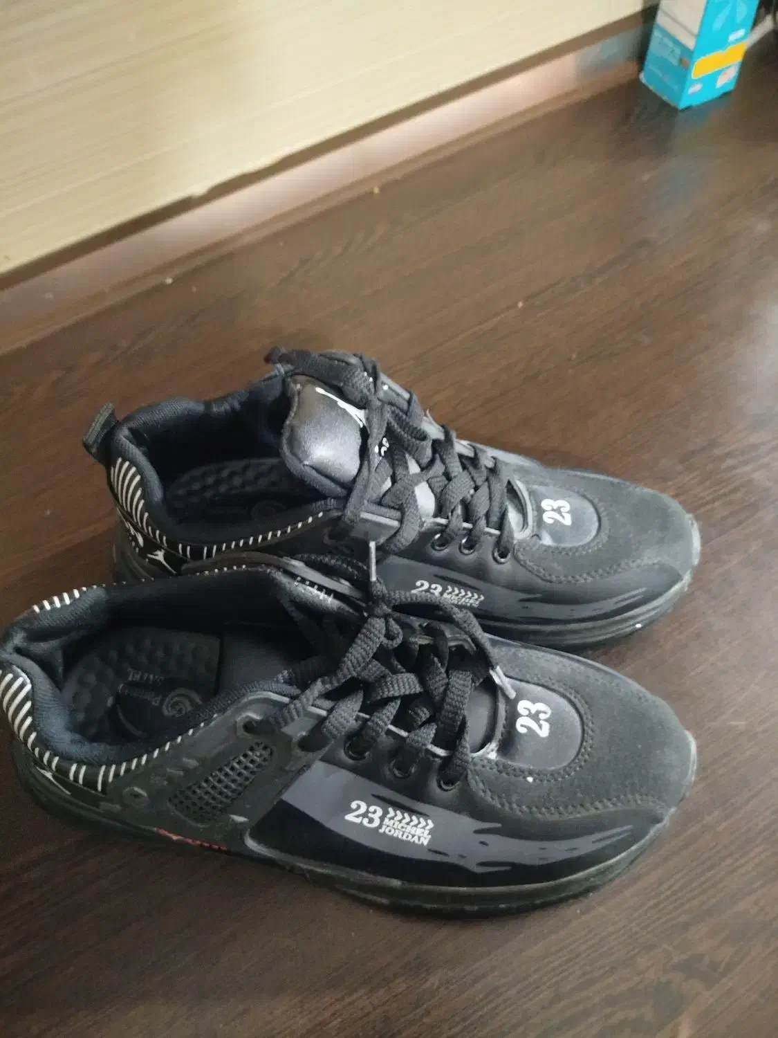 چند جفت کفش اسپرت زنانه39|کیف، کفش، کمربند|کرمانشاه, |دیوار