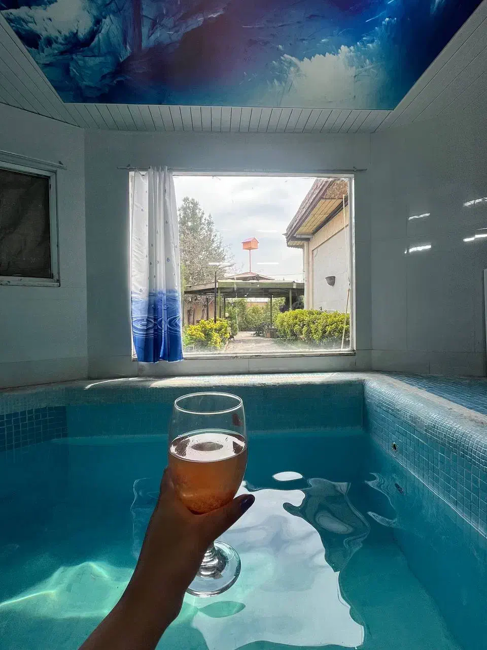 اجاره باغ ویلا|اجارهٔ کوتاه‌مدت ویلا و باغ|شاندیز, |دیوار