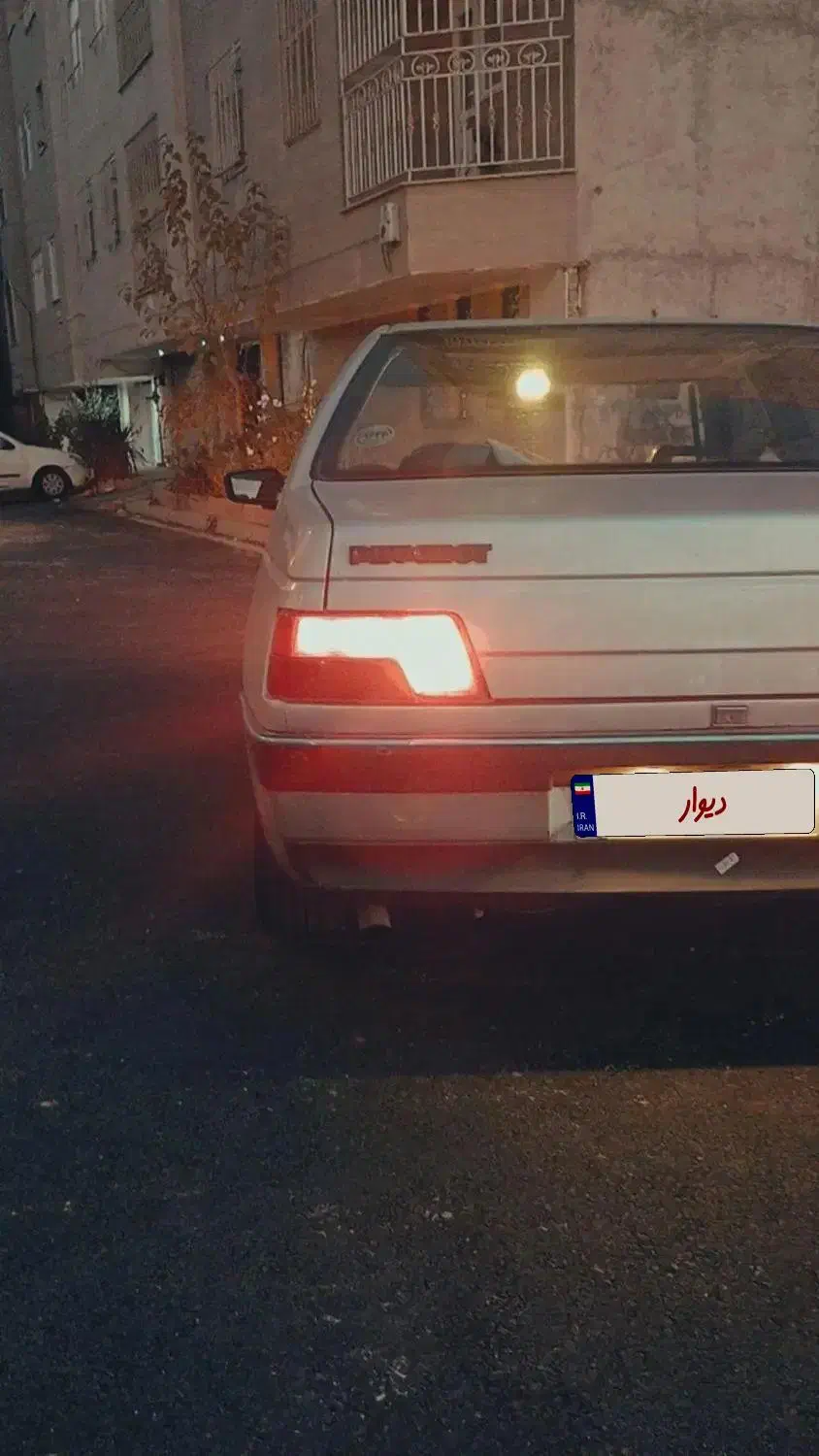 405مدل 84|خودرو سواری و وانت|کرج, بنیاد|دیوار