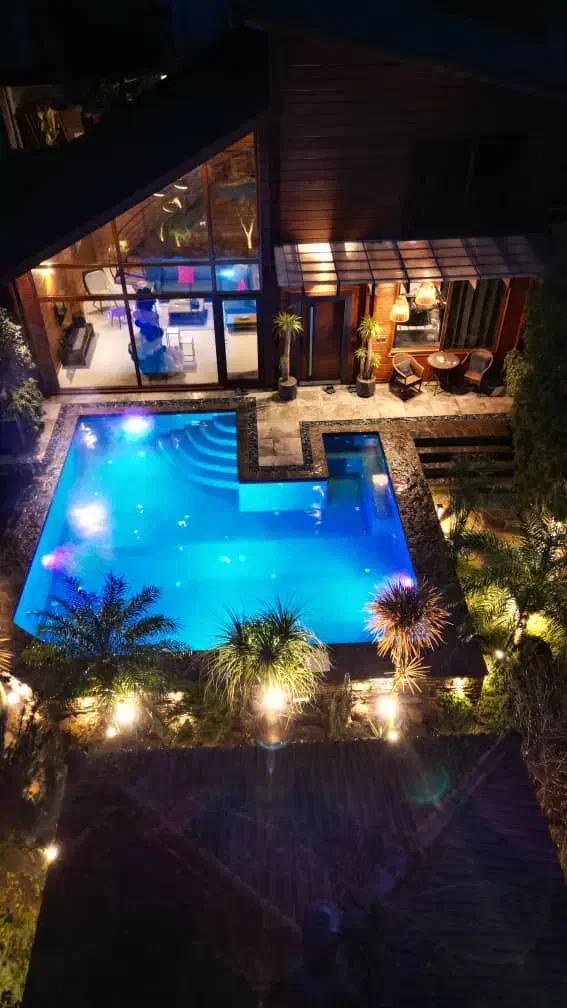 اجاره ویلا استخردار از ۱۸۰۰|اجارهٔ کوتاه‌مدت ویلا و باغ|رامسر, |دیوار