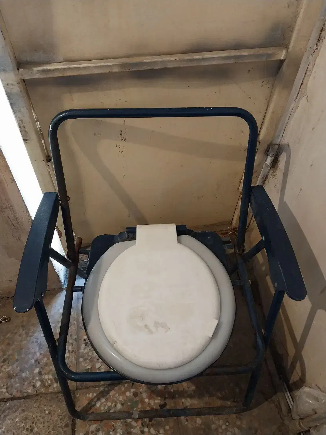 توالت فرنگی ۳۹۰|لوازم سرویس بهداشتی|ایذه, |دیوار